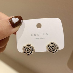 Fashion Simple Black Camellia Diamond-Embedded  Earrings Women