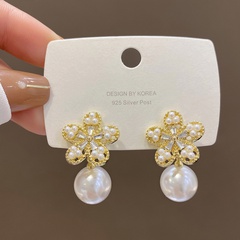 Fashion Alloy Flower Earrings Shopping Inlaid Pearls Pearl Drop Earrings As Picture