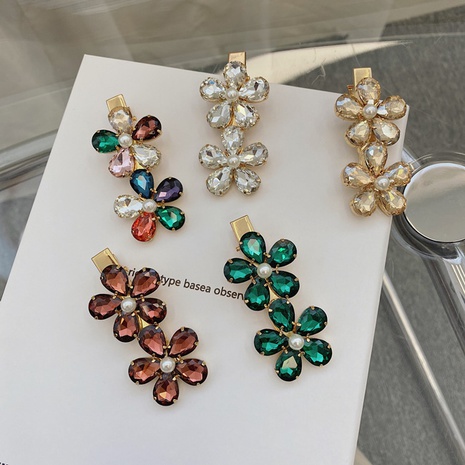 Cristal coreano perla flor clip lateral retro aleación rhinestone pinza de pelo horquilla flequillo clip al por mayor nihaojewelry's discount tags