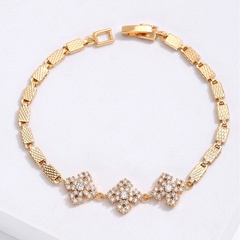 Fashion Creative Simple Flower Electroplated 18K Gold Inlaid Zircon Copper Bracelet