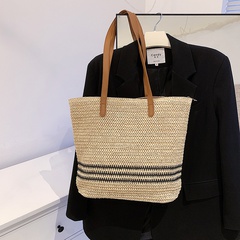2022 New Fashion Casual Striped Straw Tote Shoulder Women's Woven Bag