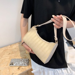 Fashion Retro Women's 2022 New Handbag One Shoulder Underarm Small Square Bag