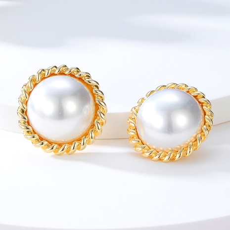 Fashion Round Pearl Alloy Electroplated 18K Geometric Earrings's discount tags