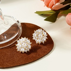 Mode Neue Legierung Eingelegte Perle Blume Süße Ohrringe Frauen