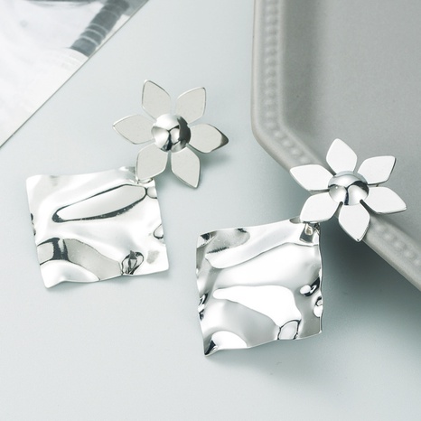Mode Géométrique Or-Plaqué Femelle Alliage En Forme de Fleur Boucles D'oreilles's discount tags