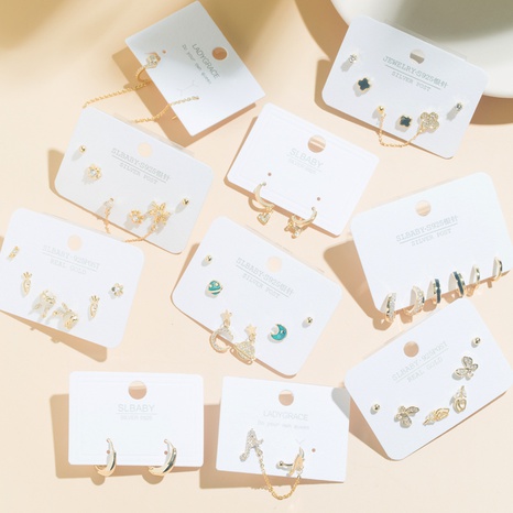 Moda Simple pequeño geométrico oso letra incrustación de diamantes de imitación pendientes mujeres's discount tags