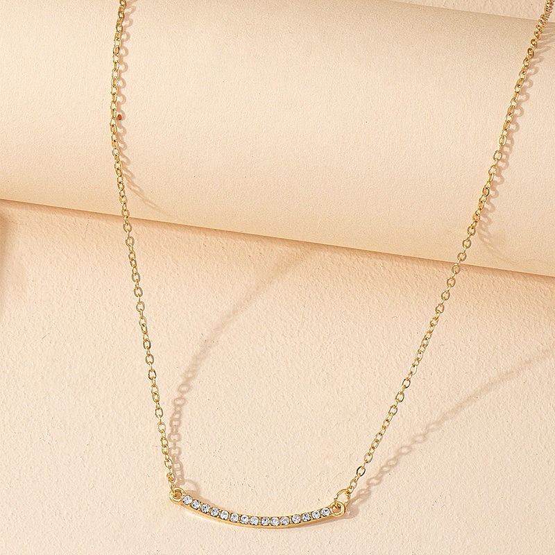 Simple Style Alloy Geometric Pattern Necklace Daily Diamond Rhinestone Copper Necklaces 1 Piece