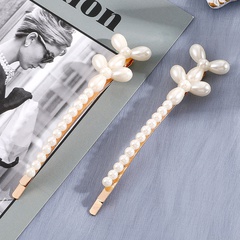 Femmes Rétro Sucré Géométrique Fleur Perle D'Imitation Alliage Accessoires Pour Cheveux Perles Incrustées Perles Artificielles Pince À Cheveux 1 Jeu