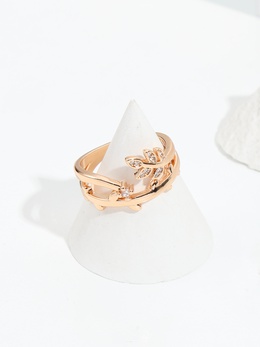 Fashion Copper Geometric Pattern Ring Inlaid zircon Zircon Copper Rings 1 Piecepicture7
