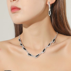 Fashion Diamond Black Crystal Gem Female Necklace Earrings Set