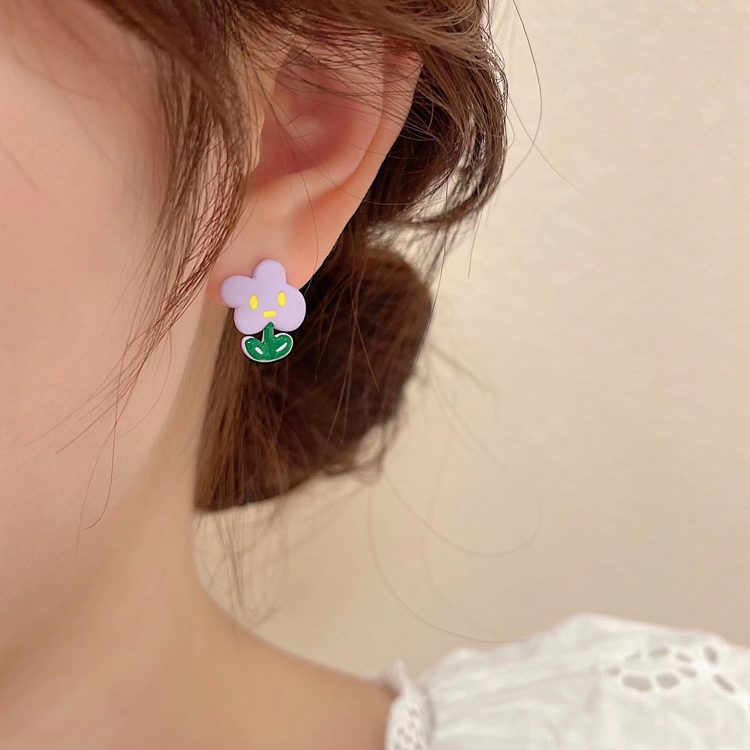 Fashion Asymmetric Purple Flower Womens Summer Simple Cute Alloy Stud Earringspicture5