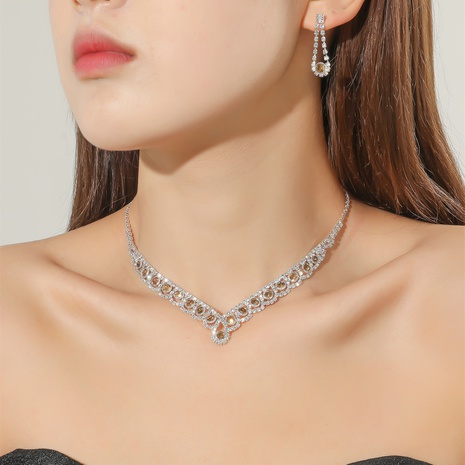 Conjunto de joyas de diamantes de imitación de dos piezas de collar de pendiente de adorno nupcial de moda's discount tags