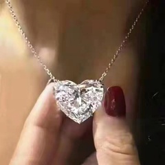 Women Shiny Peach Heart Necklace Heart-Shaped Pendant Valentine's Day Wedding Engagement Gift