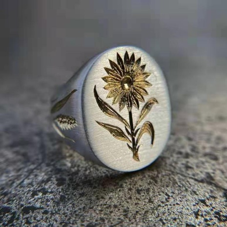 Creative Glossy Sunflower Engraved Thick Alloy Ring Ornament Wholesale's discount tags