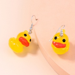 Niedlichen Cartoon Kleine Gelbe Ente form Anhänger Ohrringe
