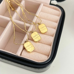 Geometrische Gold Ziegel Anhänger Quadrat Marke Brief Schlüsselbein Kette Titan Stahl Halskette