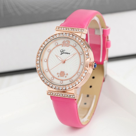 Reloj de cuarzo para mujer de aleación de diamantes de imitación con incrustaciones de correa de cuero PU de color sólido de moda's discount tags