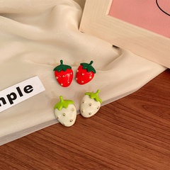 Fashion Dripping Strawberry Fruit Shaped 2022 New Alloy Ear Studs