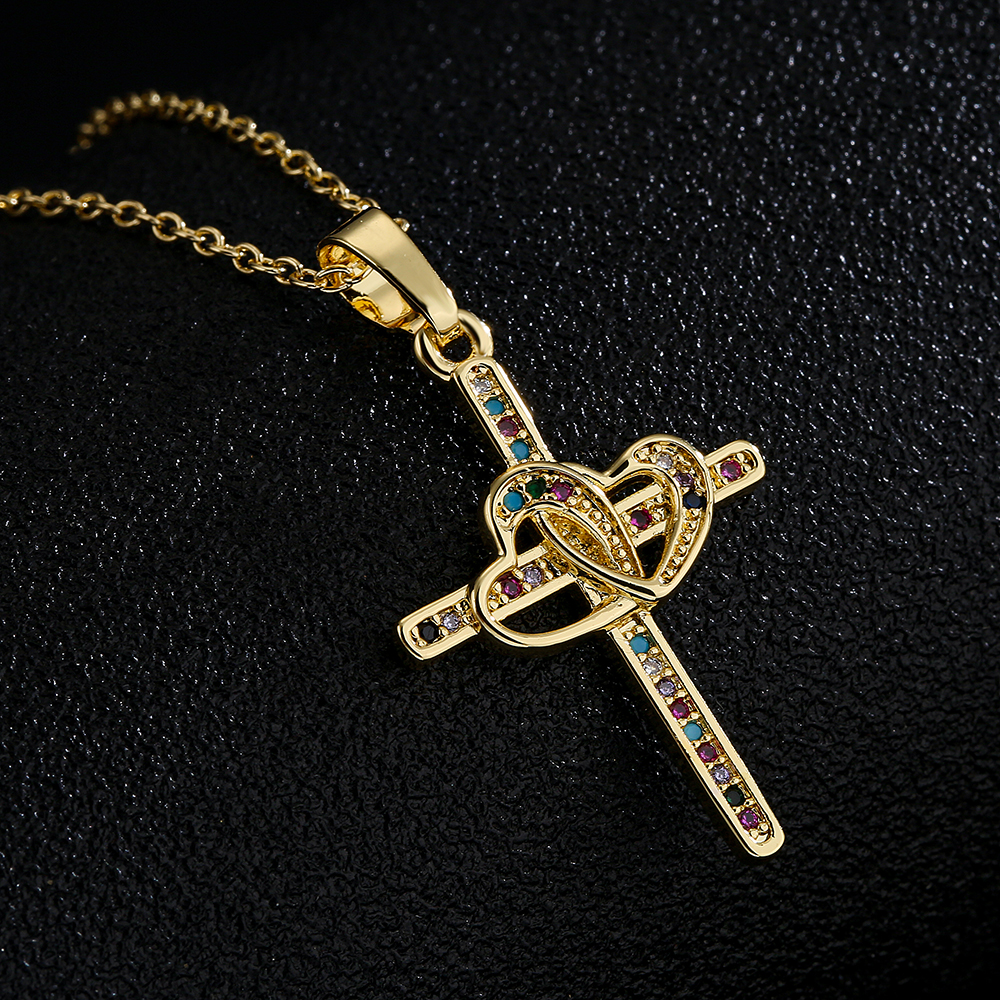 Fashion Jewelry Copper 18K Gold Zircon Double Heart Shaped Cross Pendant Necklacepicture2