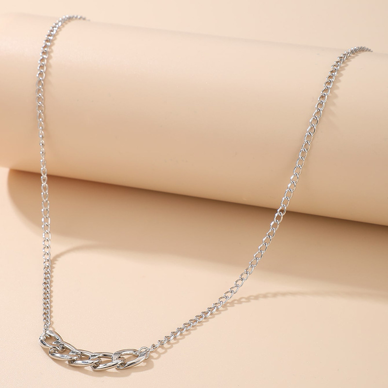 Simple Fashion Hip Hop Ornament Silver Chain Geometric Metal Single Layer Alloy Necklacepicture4