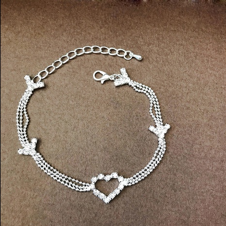 Fashion Ornament Rhinestone Inlaid Heart Pattern Alloy Bracelet's discount tags