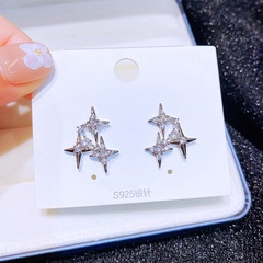 Mode Glänzende Sterne Micro Intarsien Zirkon Vier-Wies Sterne Ohr Bolzen Ohrringe