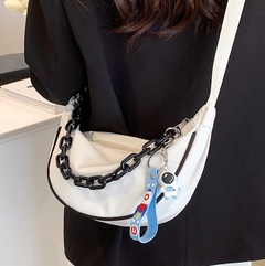Fashion Messenger Bag Casual Sports Style Chain Chest Bag