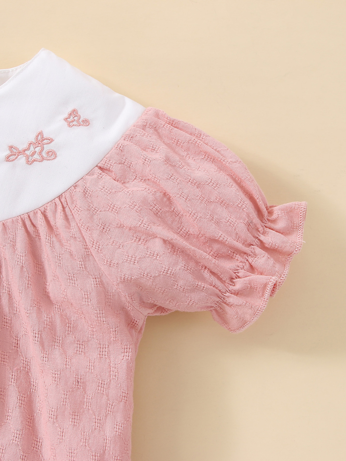 2022 sommer kinder Kleidung Rosa Bestickt Baby Dreieck Overall Romperpicture5