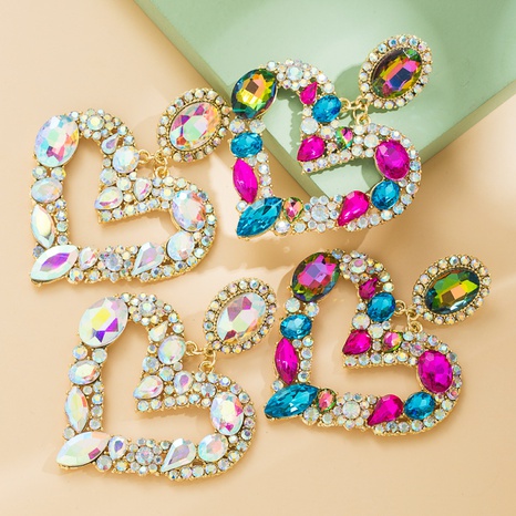 Pendientes femeninos coloridos en forma de corazón de aleación de cristal de moda's discount tags