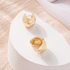 Fashion Style Metal Semicircle ear buckle golden Earrings