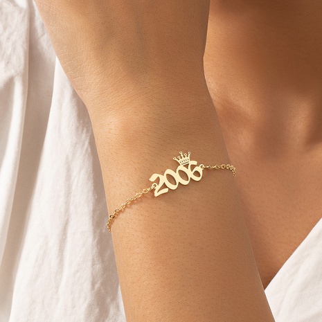 Simple New number 2008 Glossy Three-Dimensional Crown Bracelet's discount tags