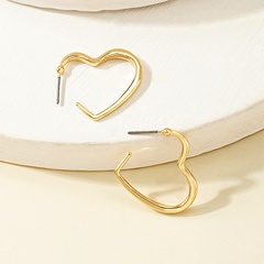 new Fashion hollow Three-Dimensional Heart shape alloy Earrings