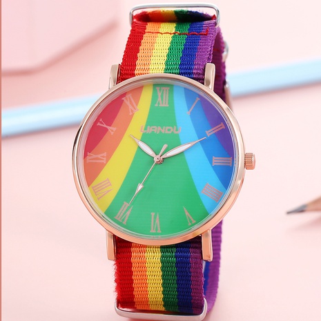 Reloj de cuarzo para mujer de aleación con correa de nailon tejido colorido a la moda's discount tags