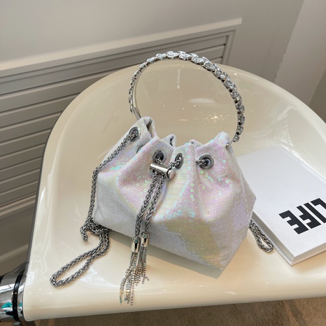 2022 New Fashion Sequined Chain Small Portable Bucket Bag Women's discount tags