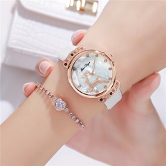 Bohemian Style Women's Belt Watch Stylish Colored Diamond Deer Pattern Quartz Women's Wrist Watch