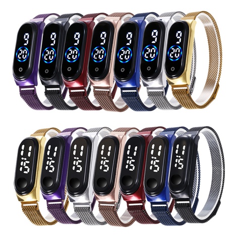 Fashion solid farbe Quadratische Wasserdichte Magnet Led touch-Empfindlichen bildschirm edelstahl Elektronische Uhr's discount tags