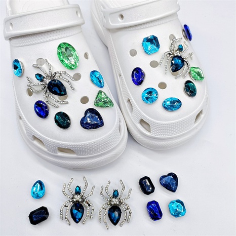 New Coros Shoes Decorative DIY Silver Spider Rhinestone Blue Green Gem Set Shoe Buckle Accessories's discount tags