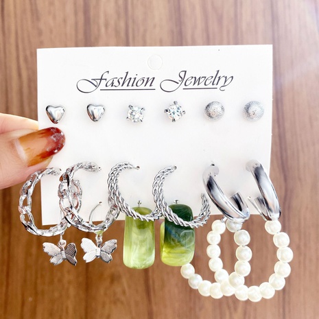 Women'S Fashion Butterfly Alloy Earrings Plating Acrylic Hoop Earrings's discount tags