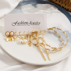 Women'S Retro Fashion Simple Style Geometric Butterfly Alloy Earrings Artificial Pearls Stud Earrings