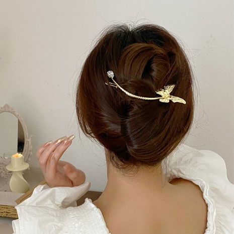 Femmes Doux Géométrique Papillon Alliage Couvre-Chef Placage Pince À Cheveux's discount tags