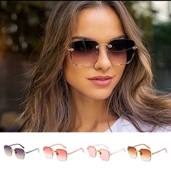 Unisex Retro Fashion Cool Style Gradient Color Synthetics Sunglasses
