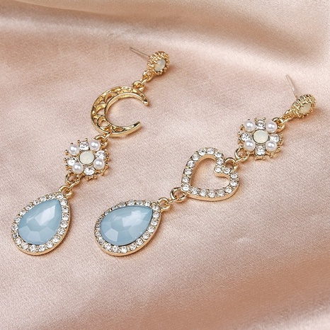 Women'S Glam Moon Water Drop Heart Shape Alloy Earrings Artificial Rhinestones Artificial Pearls Earrings's discount tags