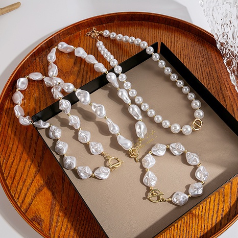 Frau Mode Geometrisch Barocke Perlen Armbänder Halskette Halsketten's discount tags