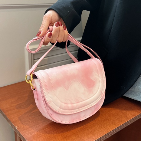 Women'S Basic Fashion Gradient Color Soft Surface Semicircle Magnetic Buckle Shoulder Bag Saddle Bag Pu Leather Shoulder Bags's discount tags
