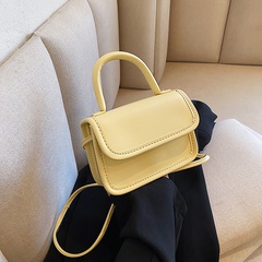 Frau Mode Klassischer Stil Einfarbig Gesteppt Quadrat Magnetschnalle Handtasche Umhängetasche Quadratische Tasche Pu-Leder Schulter Taschen