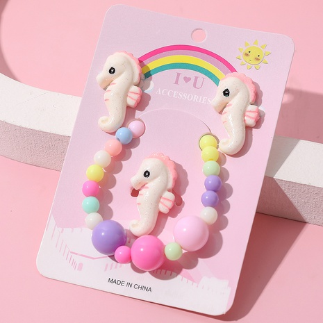 Zwerg Seepferdchen Acryl Handgemachte Perlen Ohrring Ring Armband Drei-Stück set's discount tags