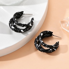 Retro C Shape Metal Printing Hollow Out Earrings