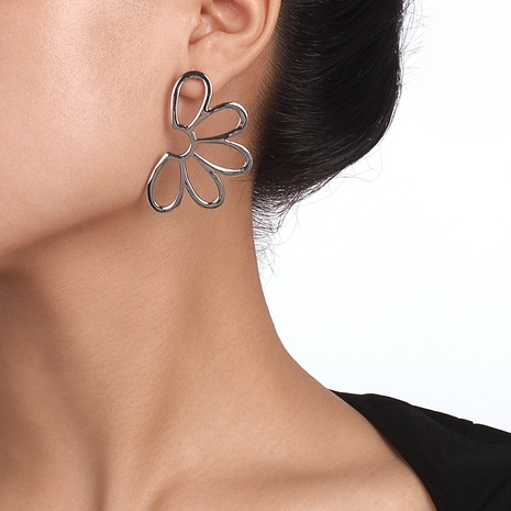 Simple Style Flower Alloy Plating No Inlaid Ear Studs's discount tags