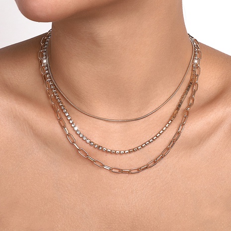 Fashion Solid Color Iron Copper Rhinestone Chain Rhinestone Necklace's discount tags