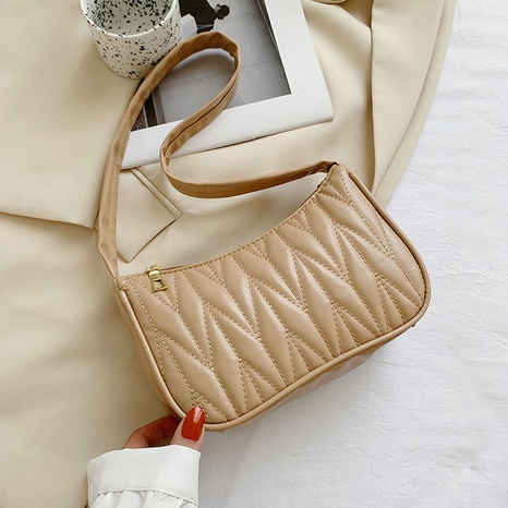Fashion Solid Color Embossing Square Zipper Crossbody Bag's discount tags